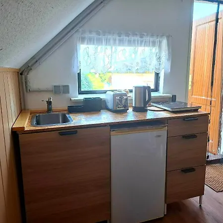 Doppelzimmer An Der Pleiße, Zwischen Zwei Seen